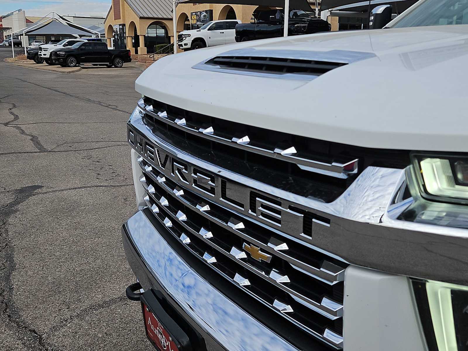 Thumbnail: 2021 Chevrolet Silverado 2500 - 13