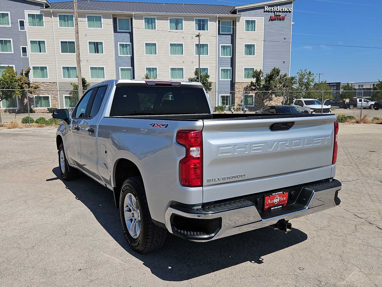 Thumbnail: 2019 Chevrolet Silverado 1500 - 6