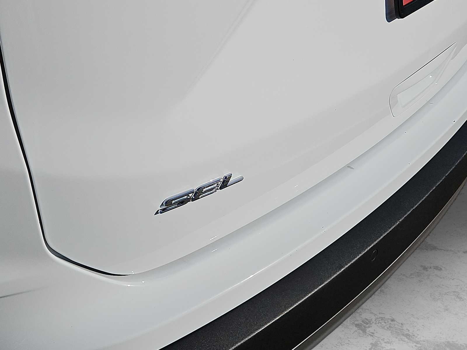 Thumbnail: 2024 Ford Edge - 11