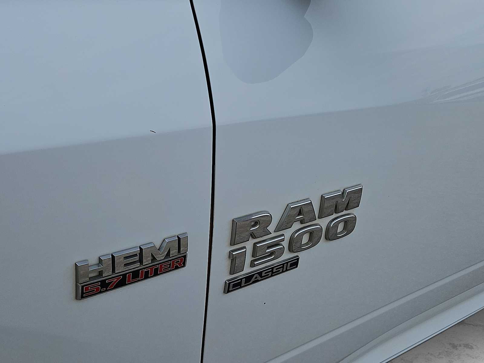 Thumbnail: 2021 RAM 1500 Classic - 11