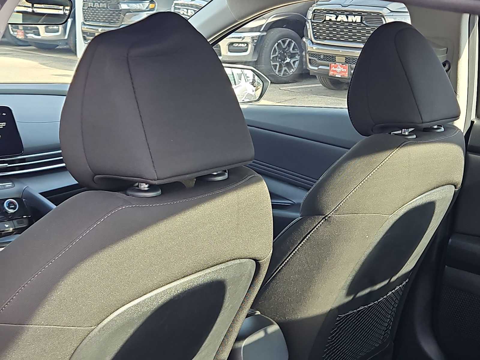 Thumbnail: 2024 Hyundai Elantra - 14