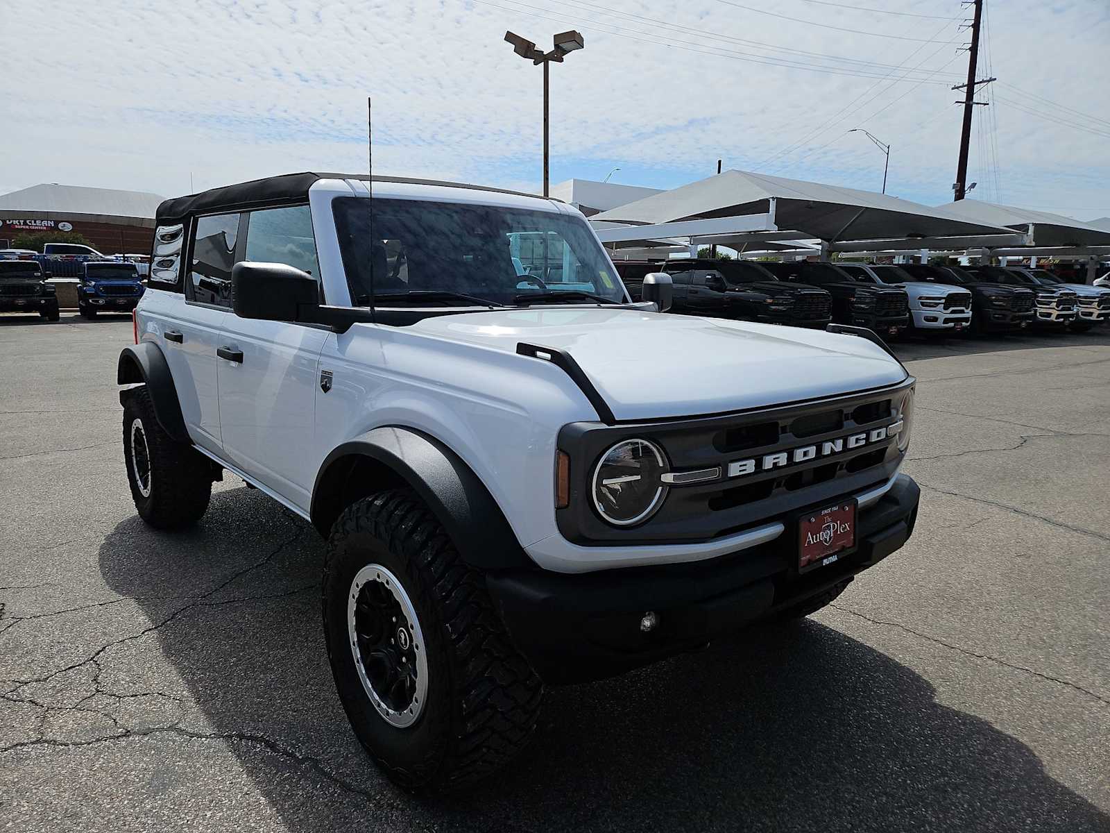Thumbnail: 2023 Ford Bronco - 7
