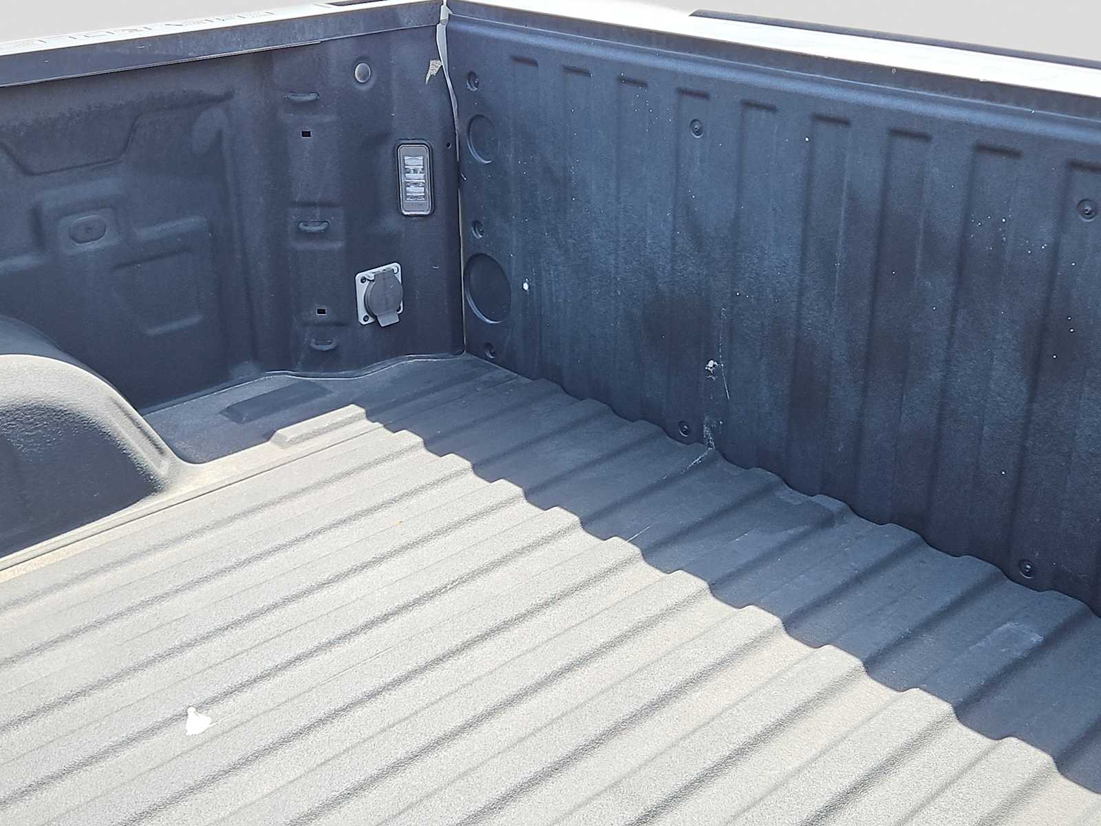 Thumbnail: 2023 Chevrolet Silverado 1500 - 23