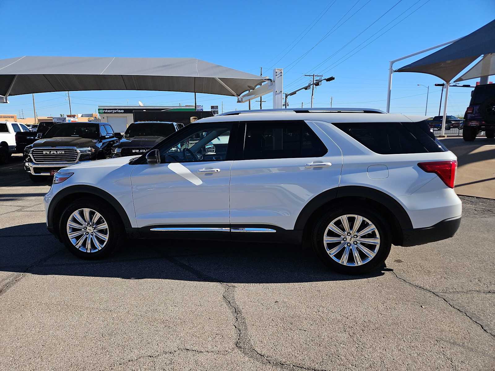 Thumbnail: 2020 Ford Explorer - 5