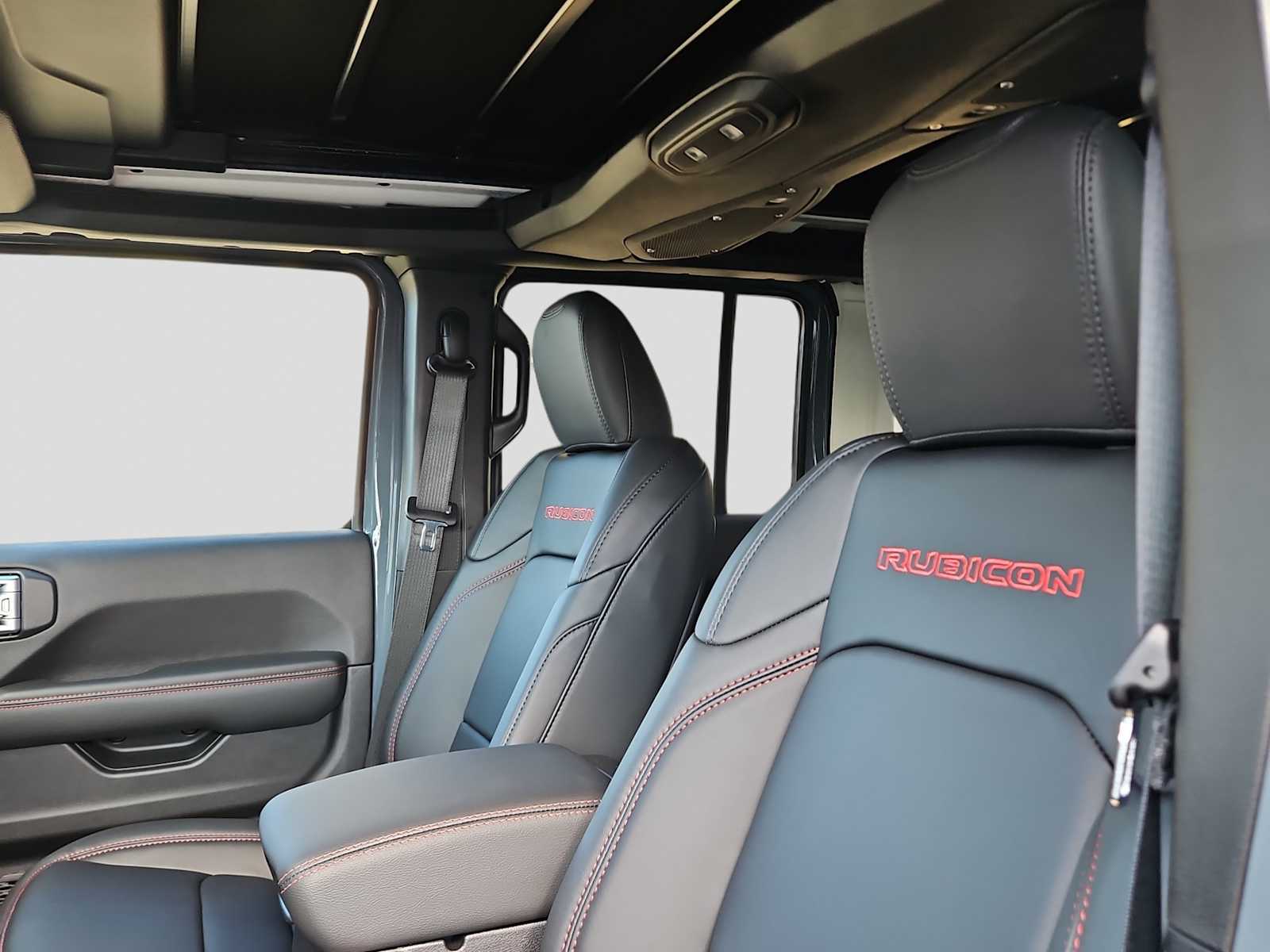 Thumbnail: 2026 Jeep Wrangler - 15