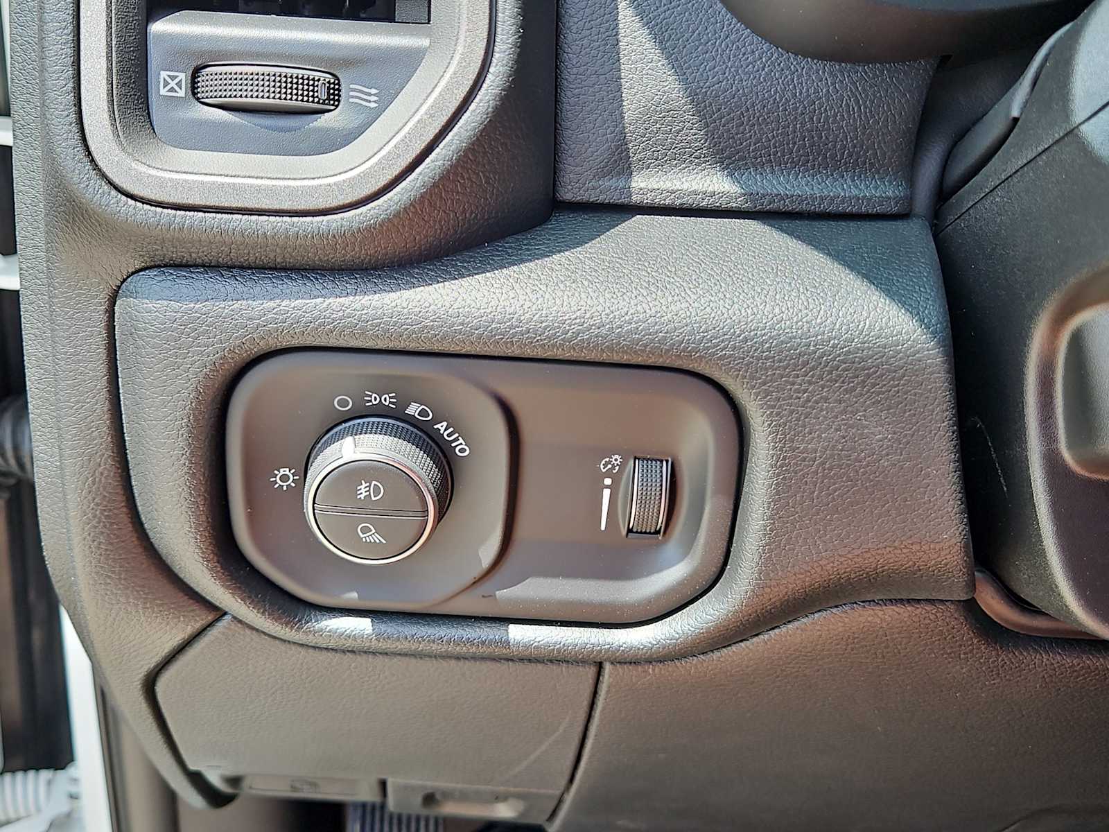 Thumbnail: 2026 RAM 3500 - 15