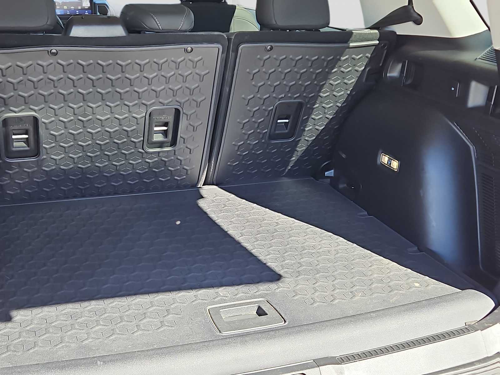 Thumbnail: 2023 Ford Bronco Sport - 23