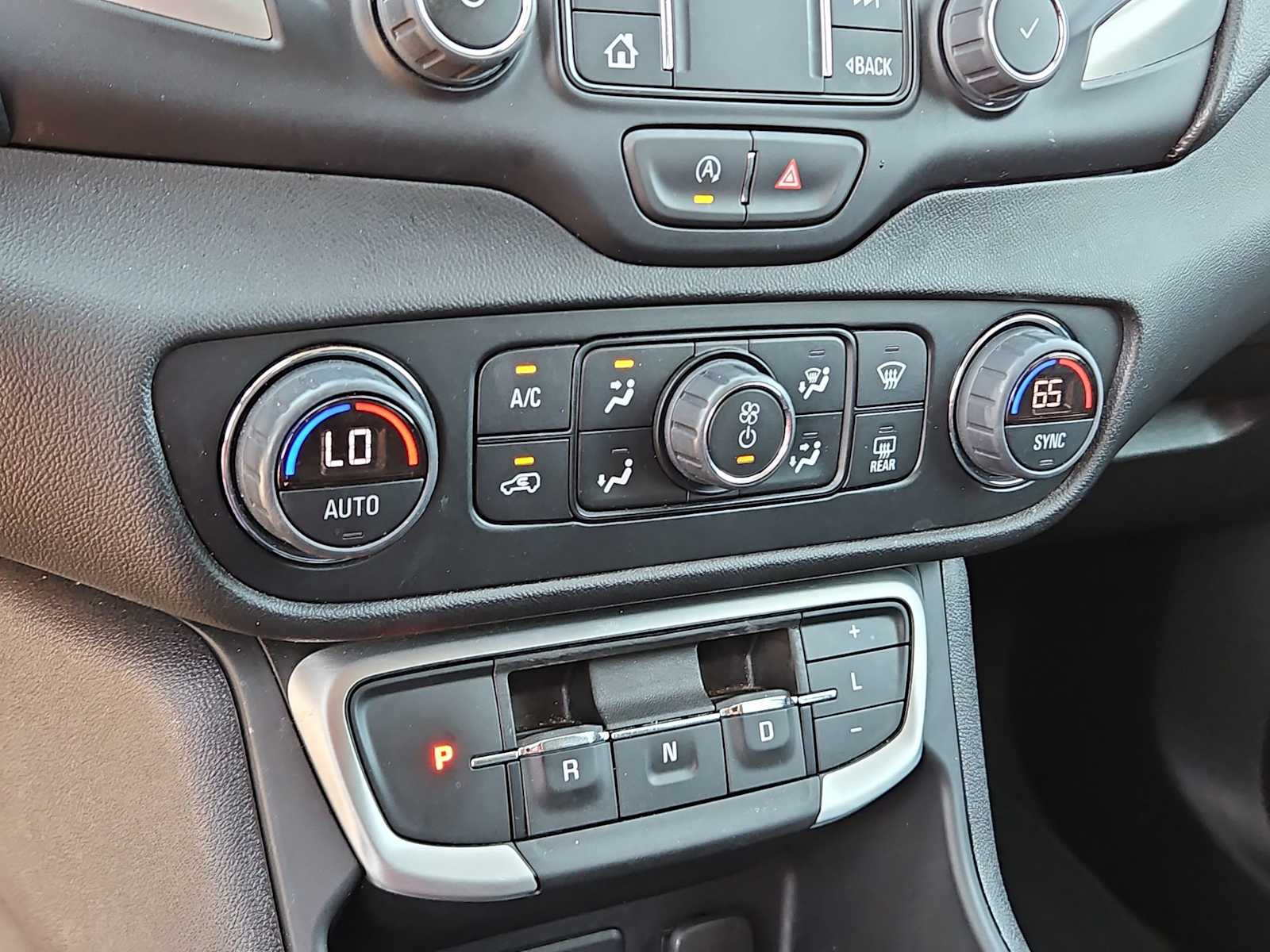 Thumbnail: 2024 GMC Terrain - 24