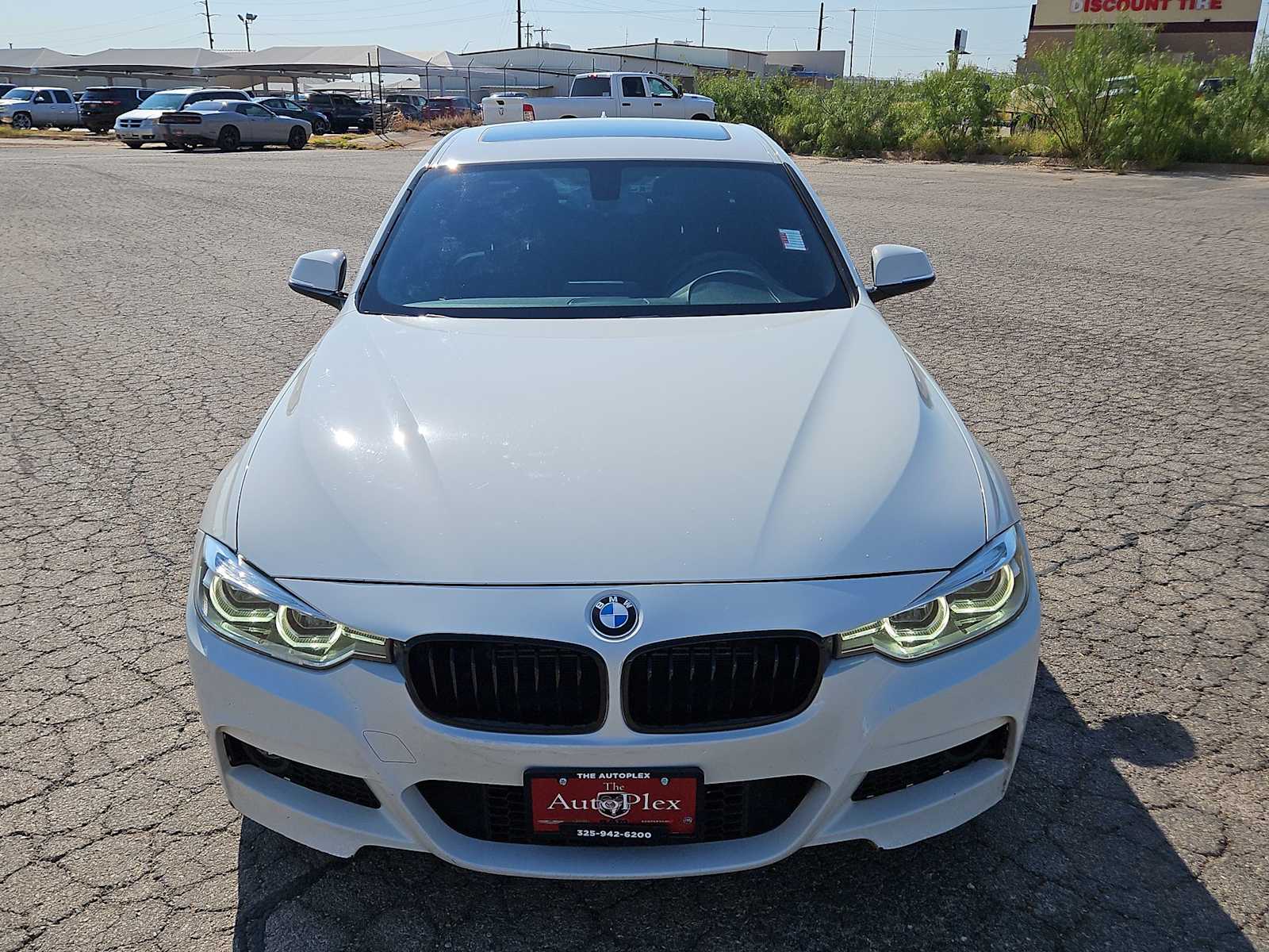 Thumbnail: 2018 BMW 3 Series - 14