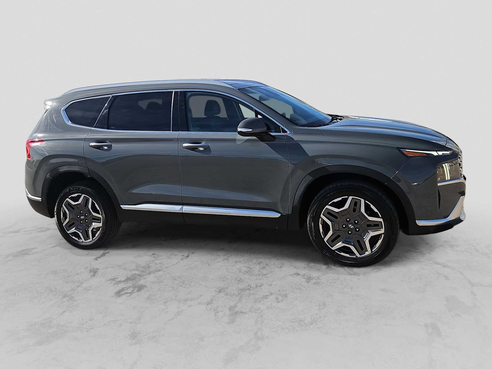 Thumbnail: 2023 Hyundai Santa Fe - 9