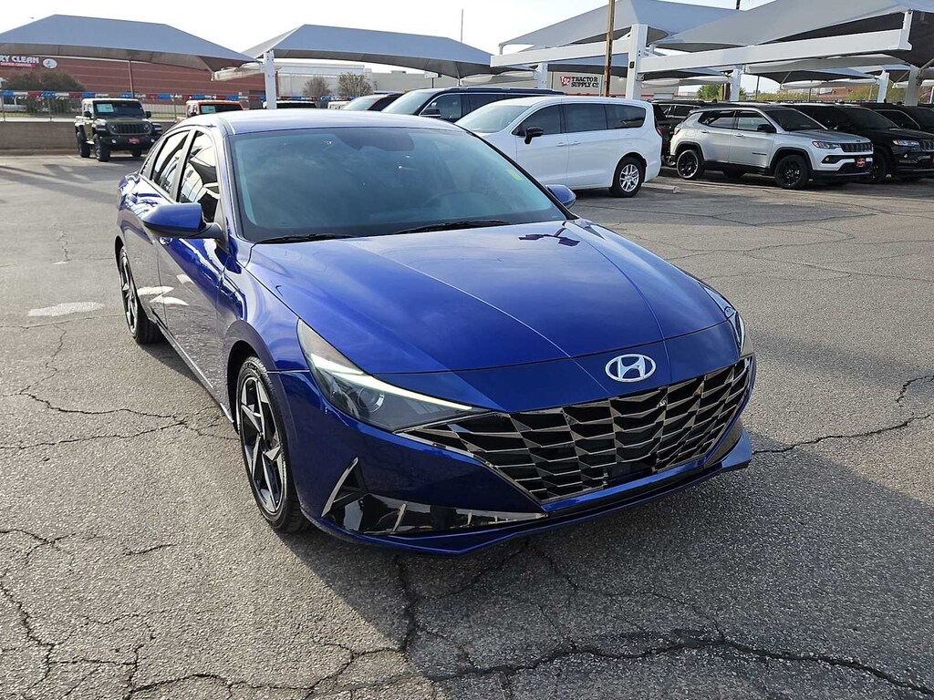 Used 2023 Hyundai Elantra SEL Sedan