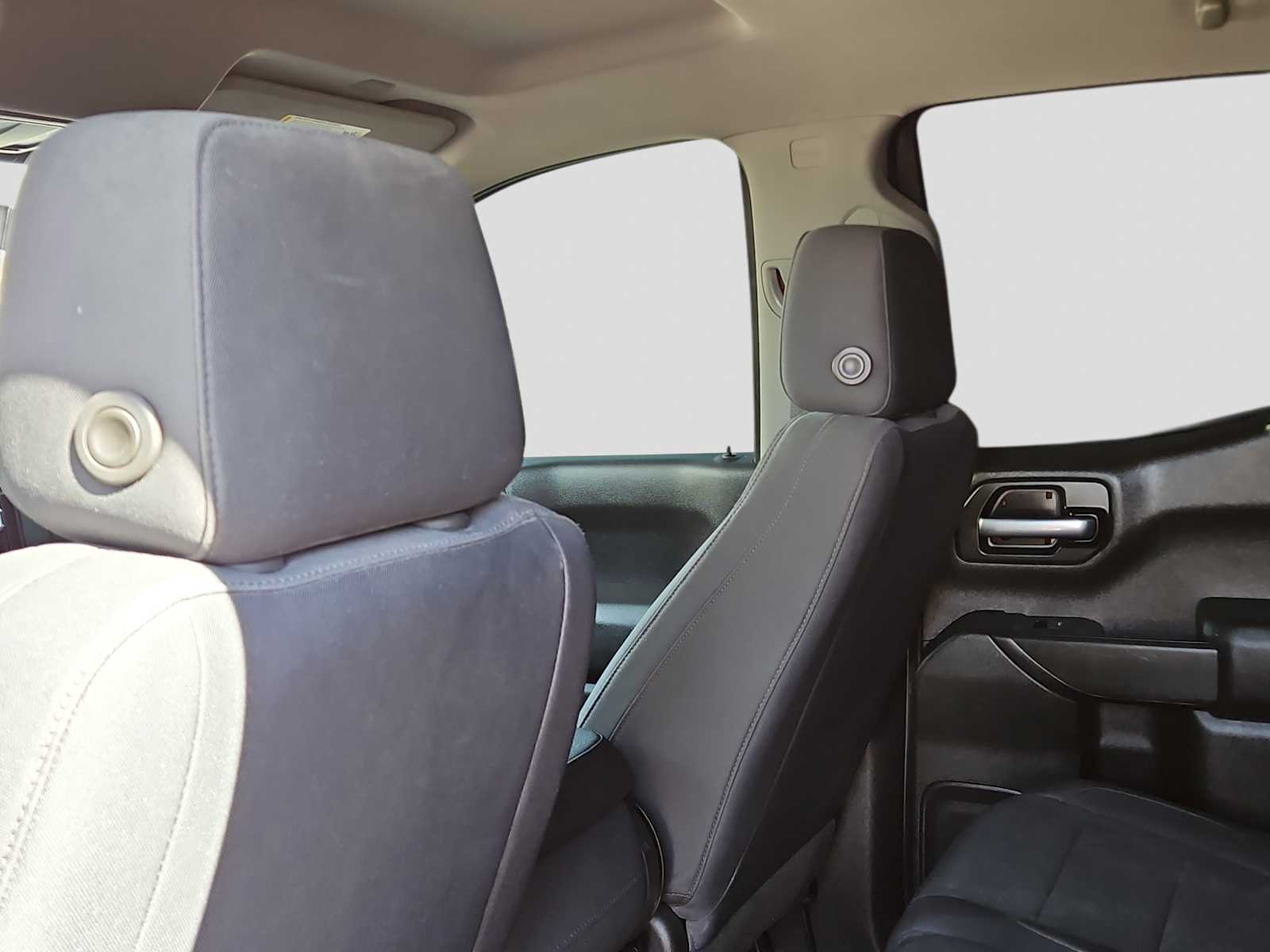 Thumbnail: 2019 Chevrolet Silverado 1500 - 16