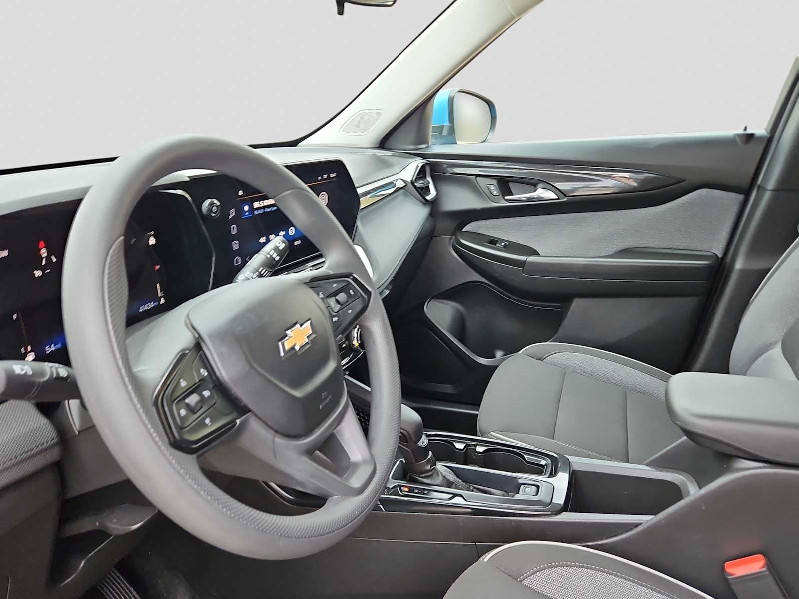 Thumbnail: 2025 Chevrolet TrailBlazer - 10