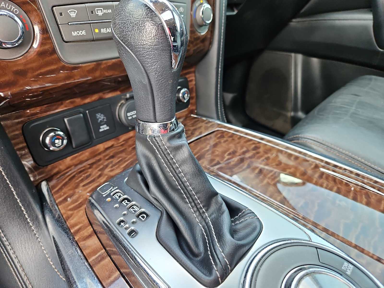 Thumbnail: 2019 Nissan Armada - 25