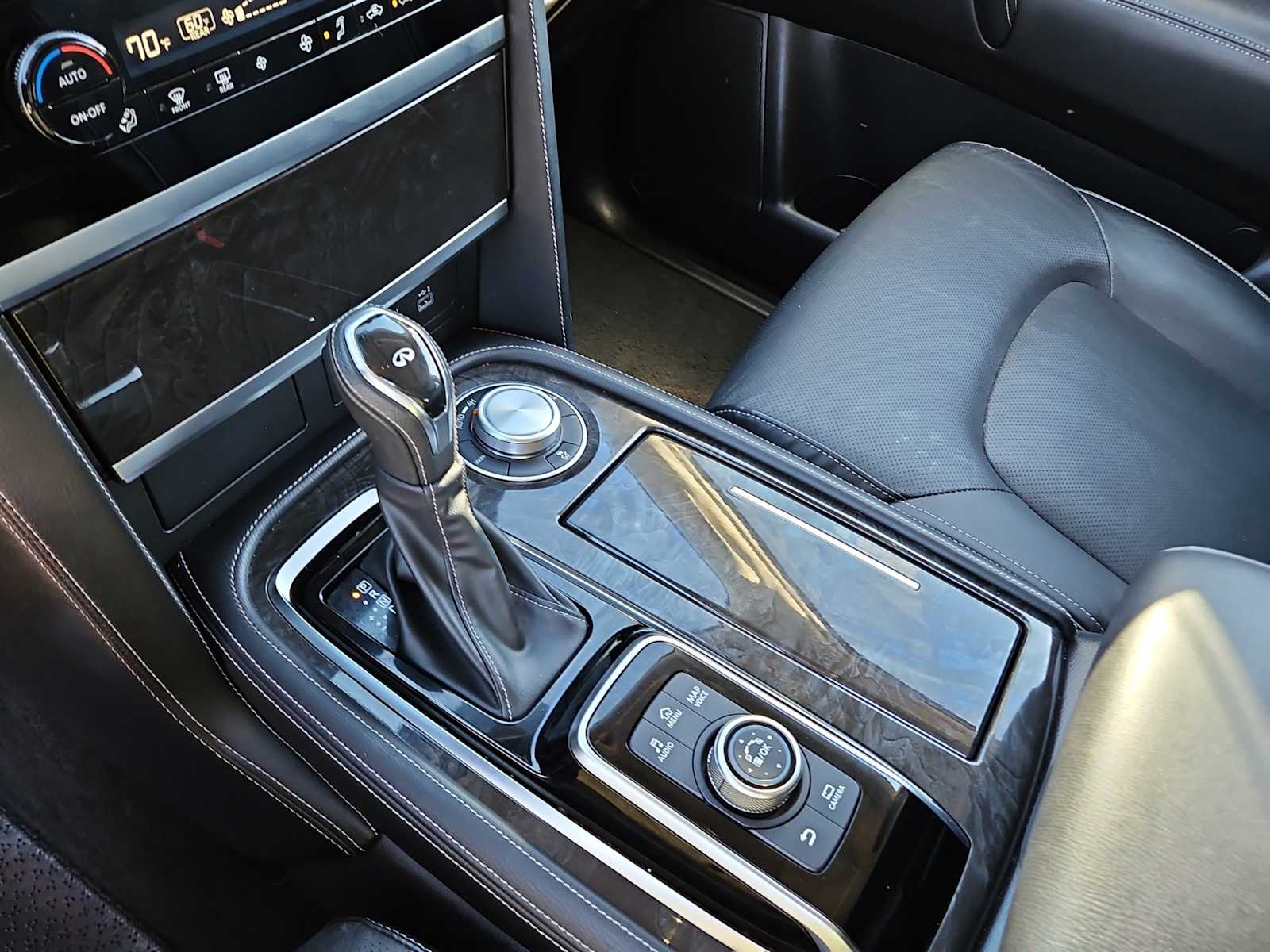 Thumbnail: 2024 INFINITI QX80 - 20