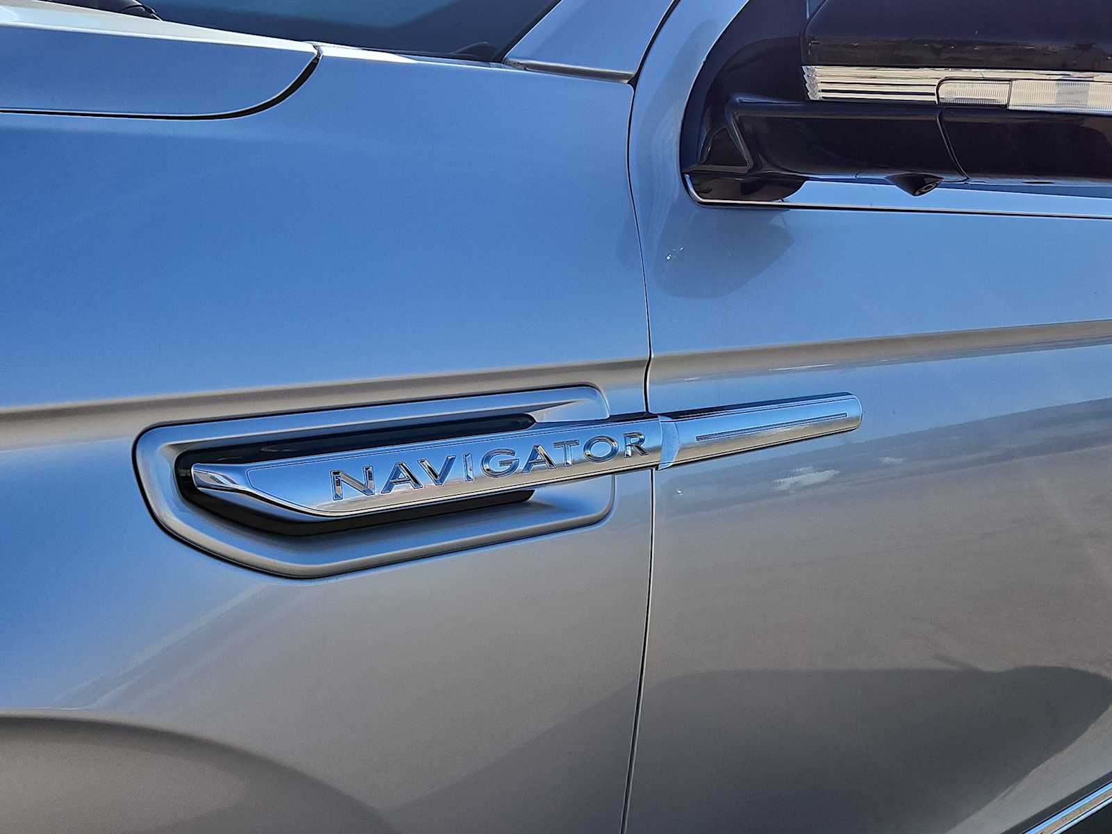 Thumbnail: 2018 Lincoln Navigator - 15