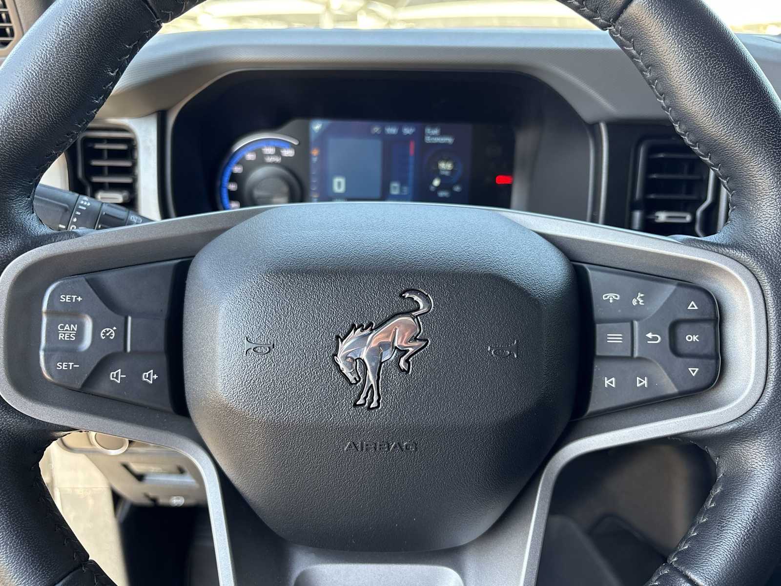 Thumbnail: 2022 Ford Bronco - 19