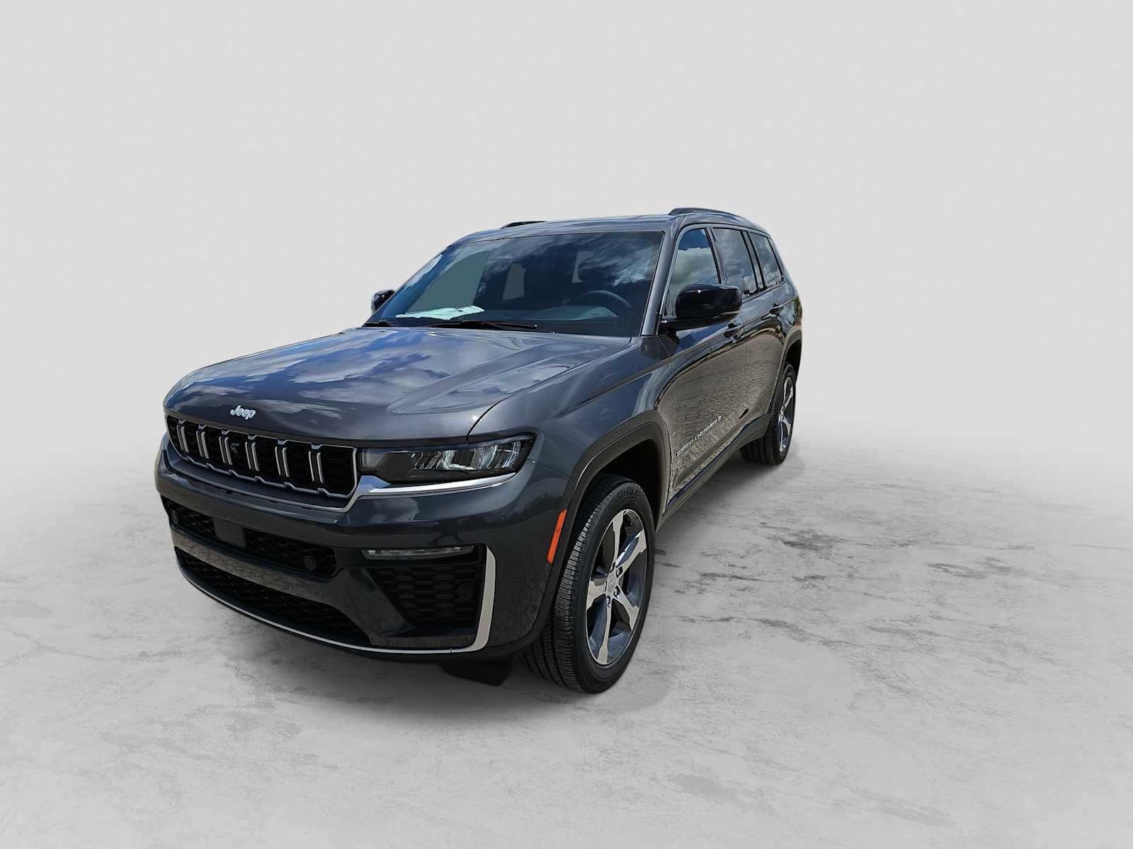 Thumbnail: 2026 Jeep Grand Cherokee L - 4