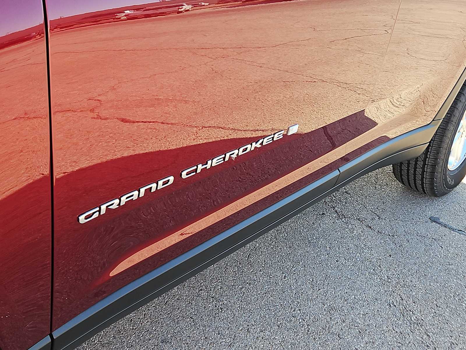 Thumbnail: 2025 Jeep Grand Cherokee - 15