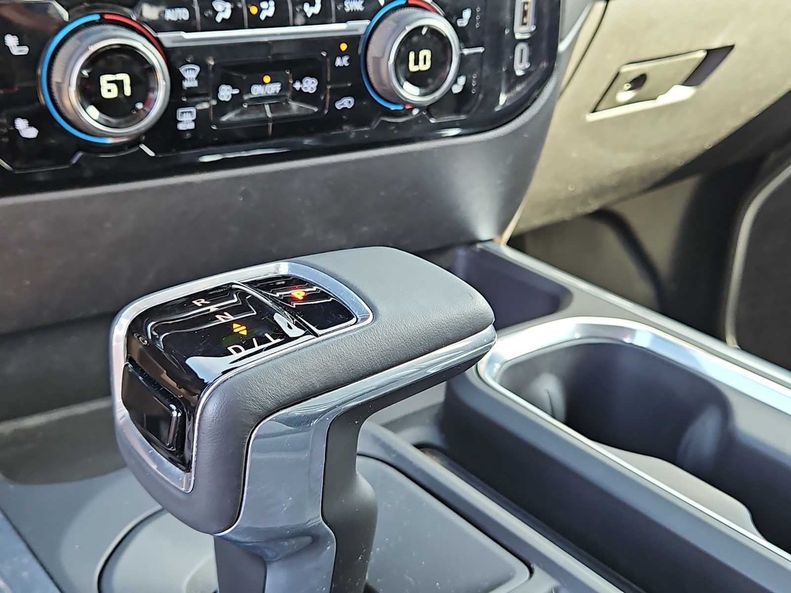 Thumbnail: 2024 Chevrolet Silverado 1500 - 21