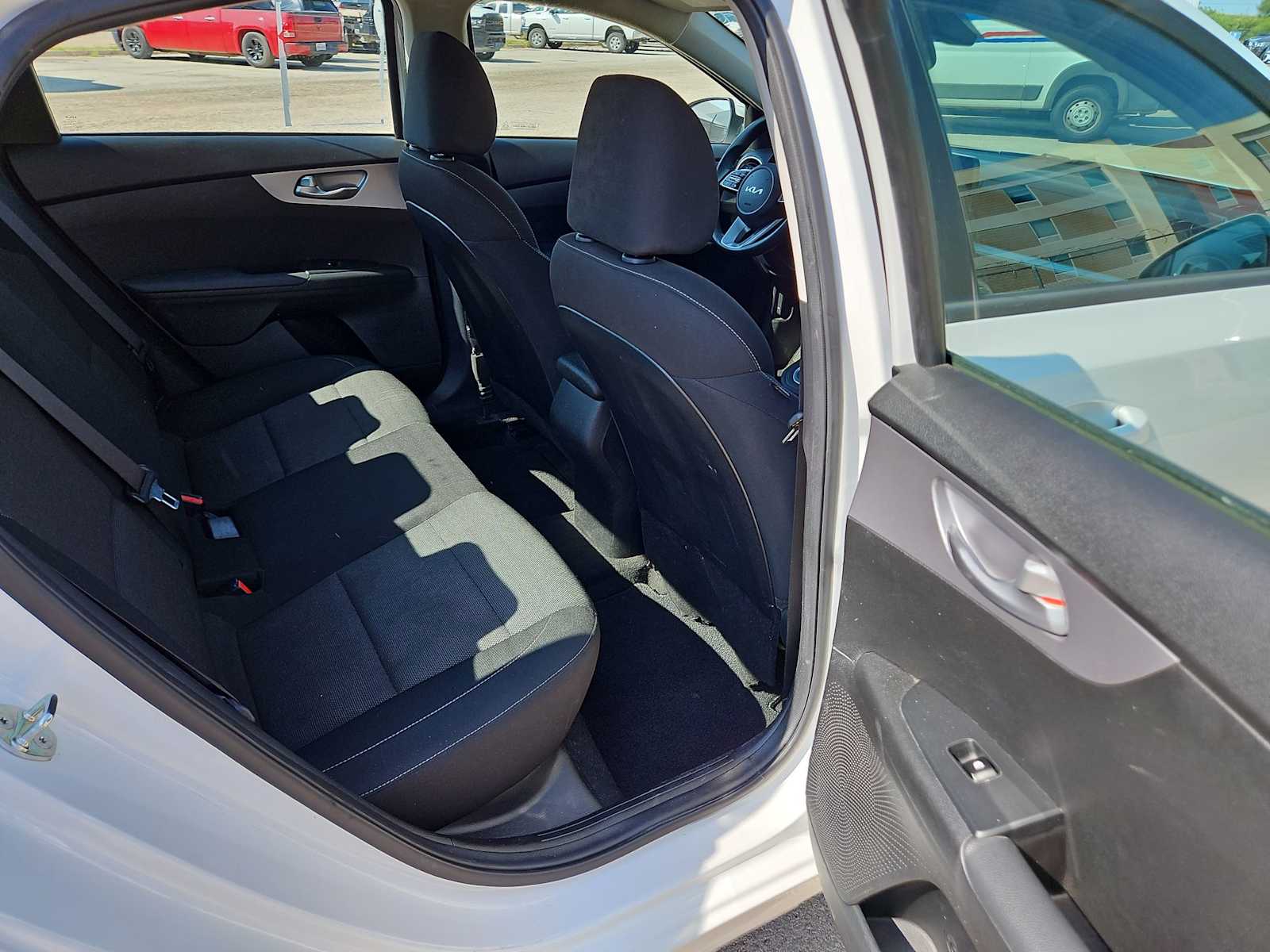 Thumbnail: 2024 Kia Forte - 20
