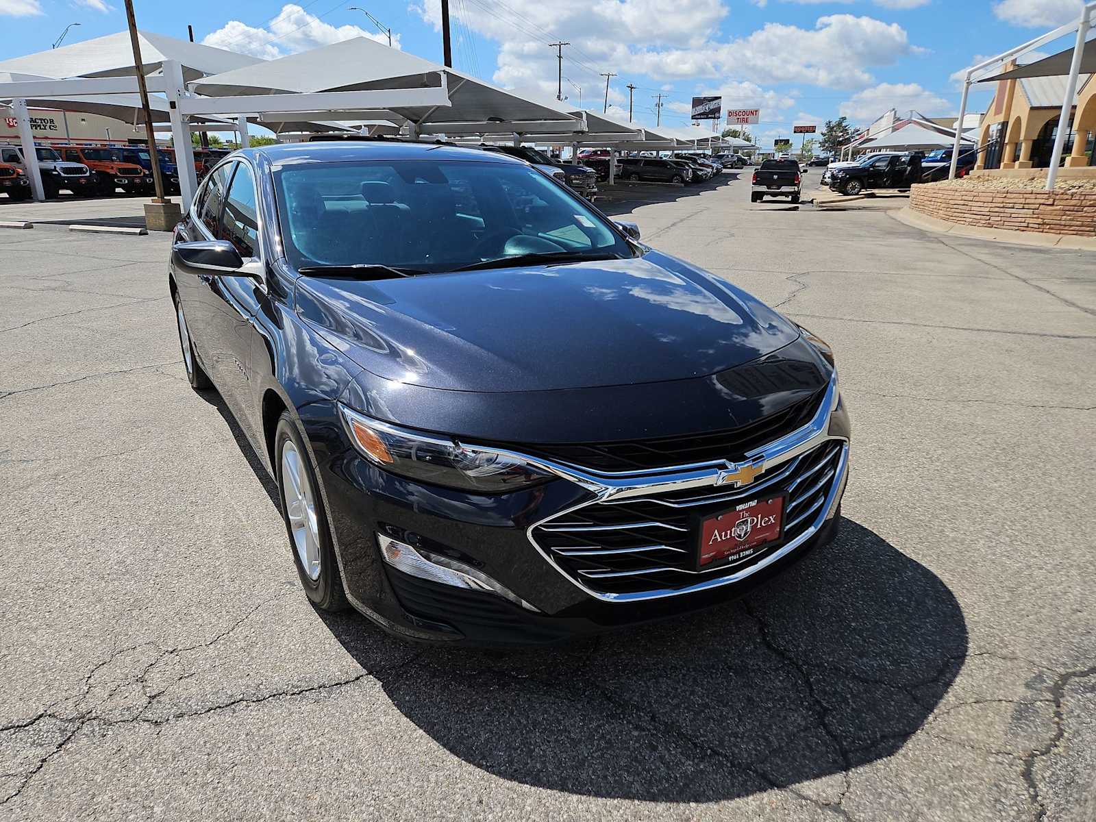 Thumbnail: 2023 Chevrolet Malibu - 7