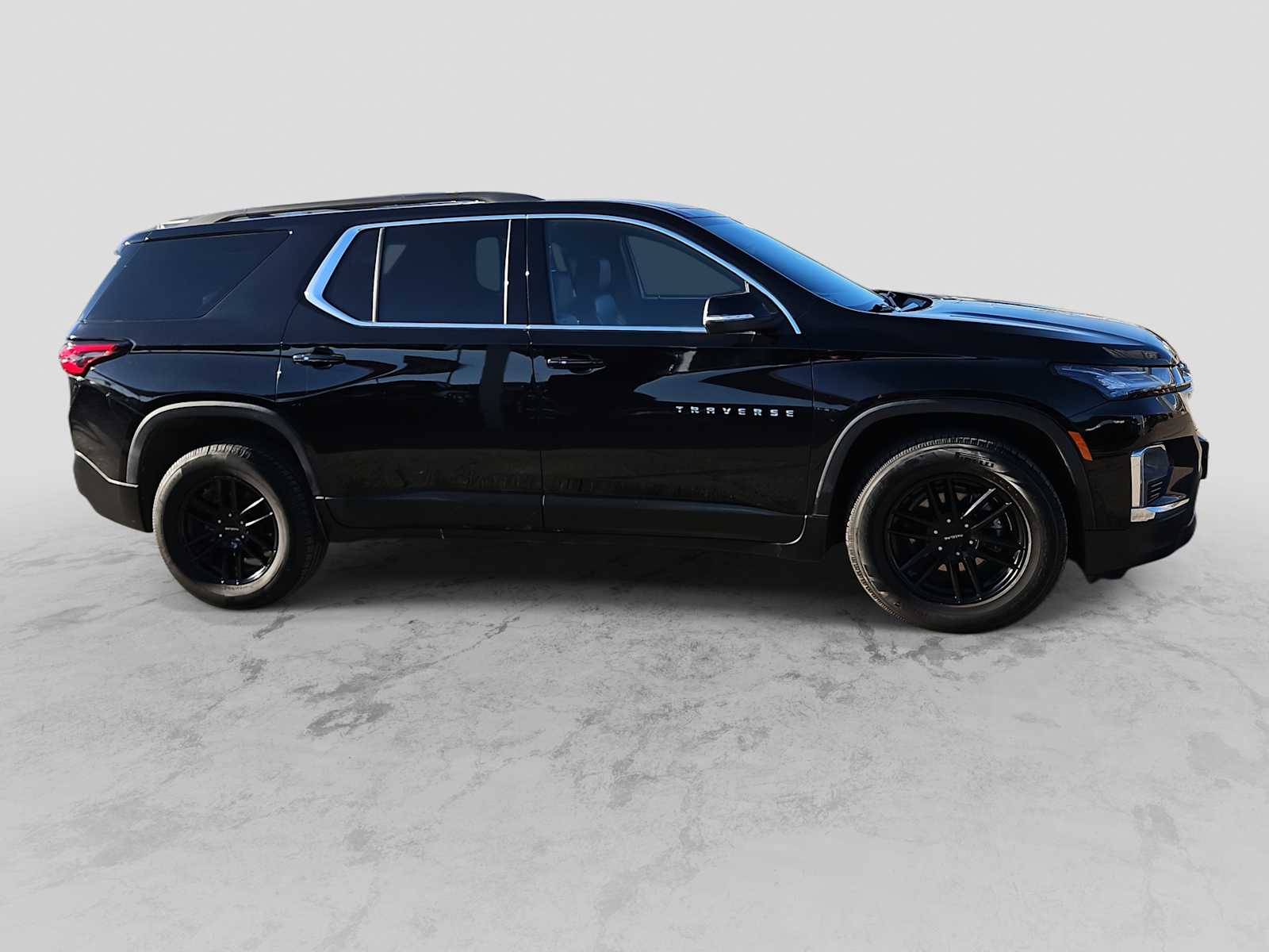 Thumbnail: 2022 Chevrolet Traverse - 9