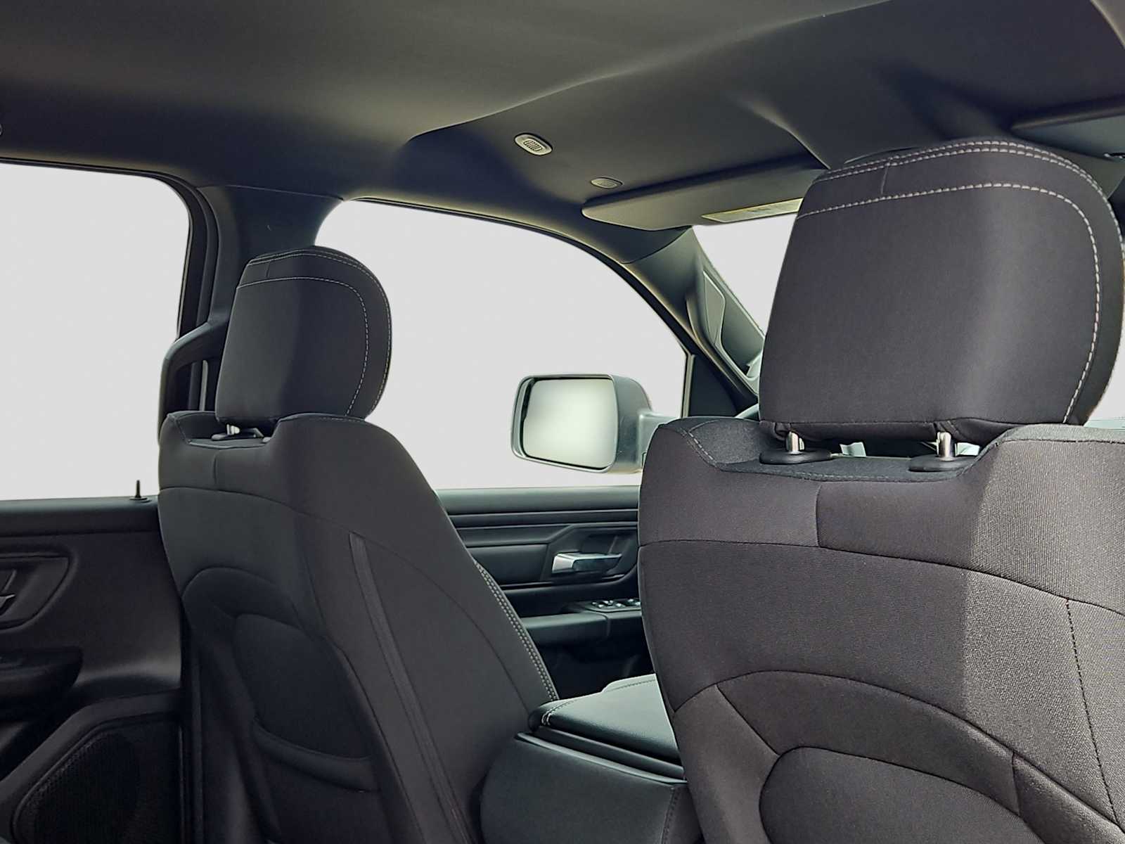 Thumbnail: 2026 RAM 1500 - 17