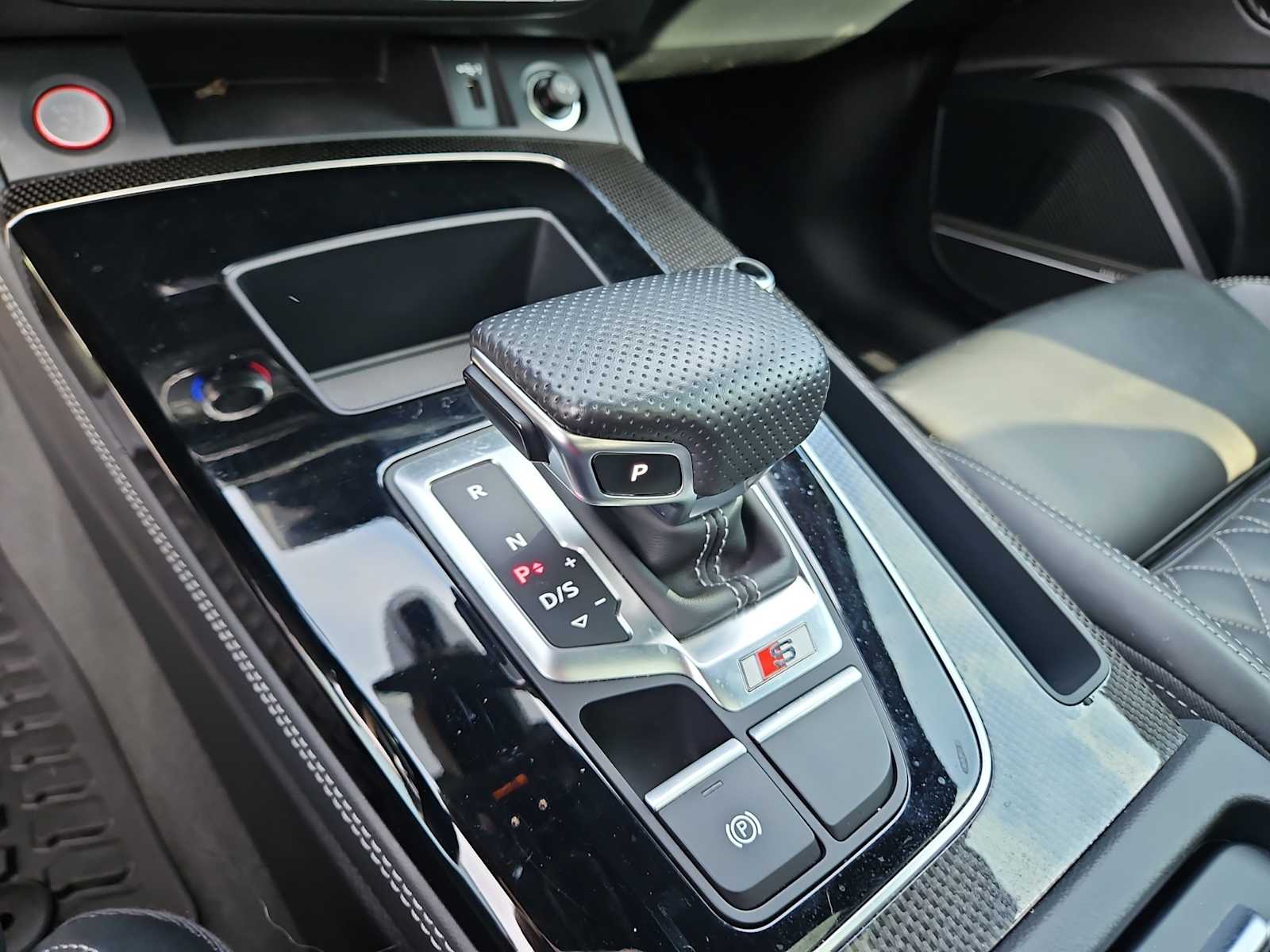 Thumbnail: 2021 Audi SQ5 - 21