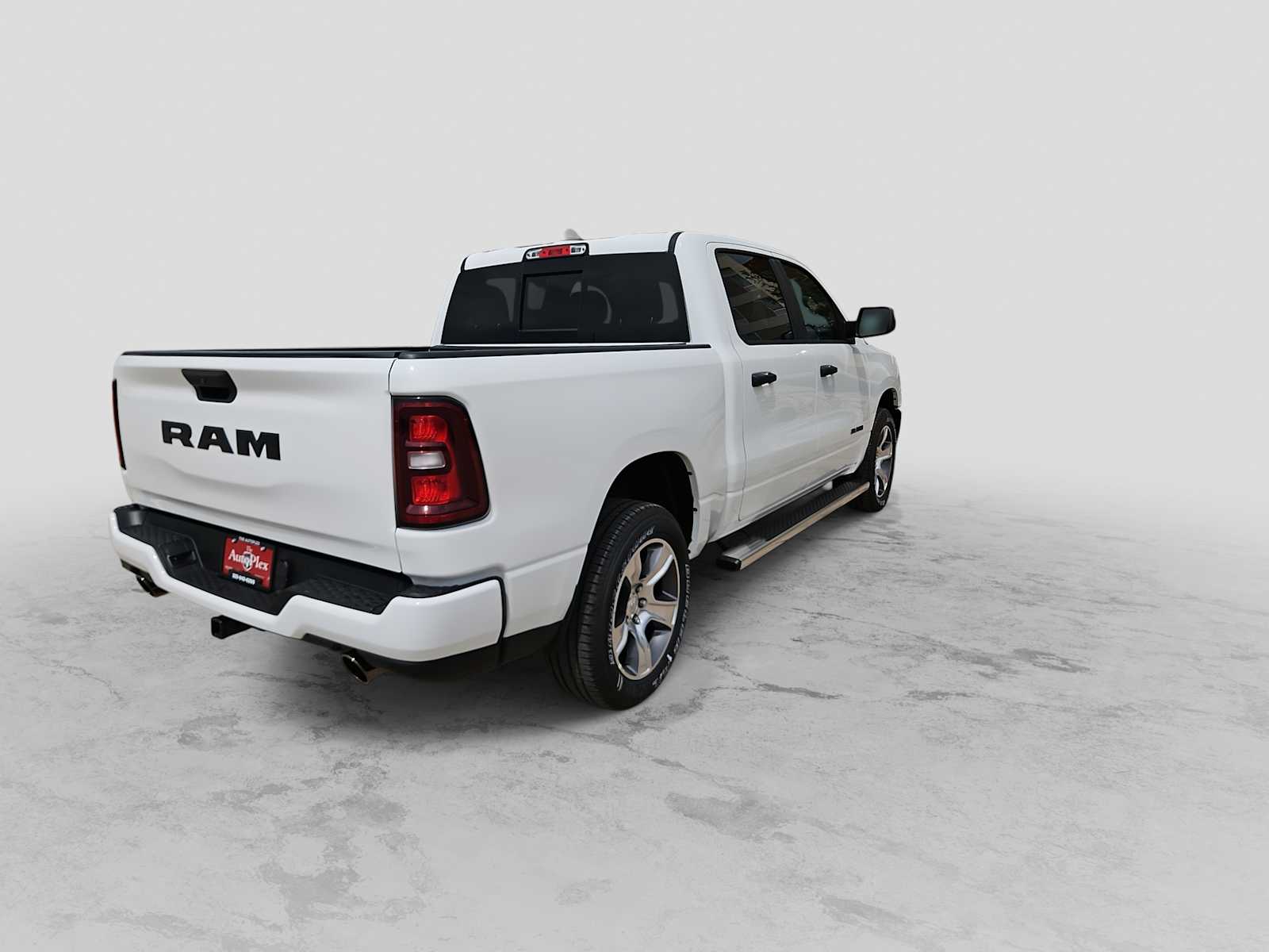 Thumbnail: 2026 RAM 1500 - 8