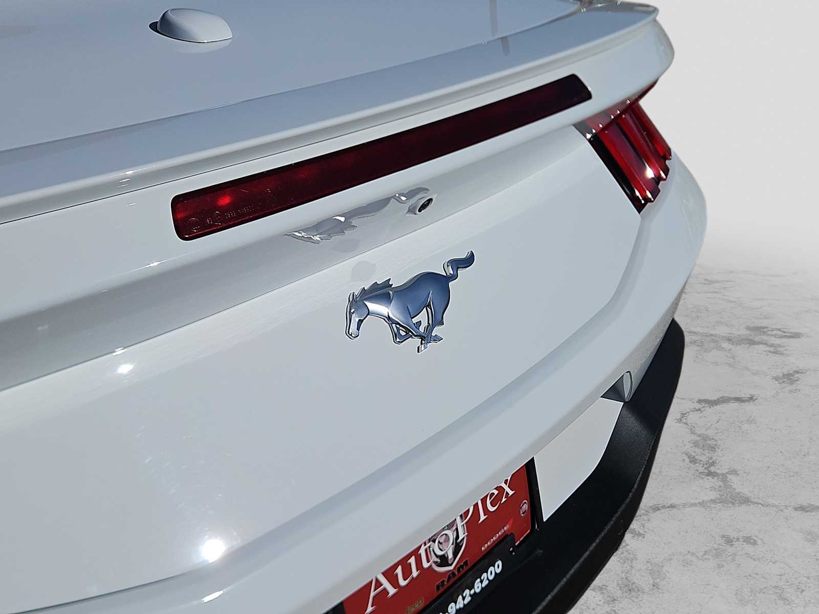 Thumbnail: 2025 Ford Mustang - 11