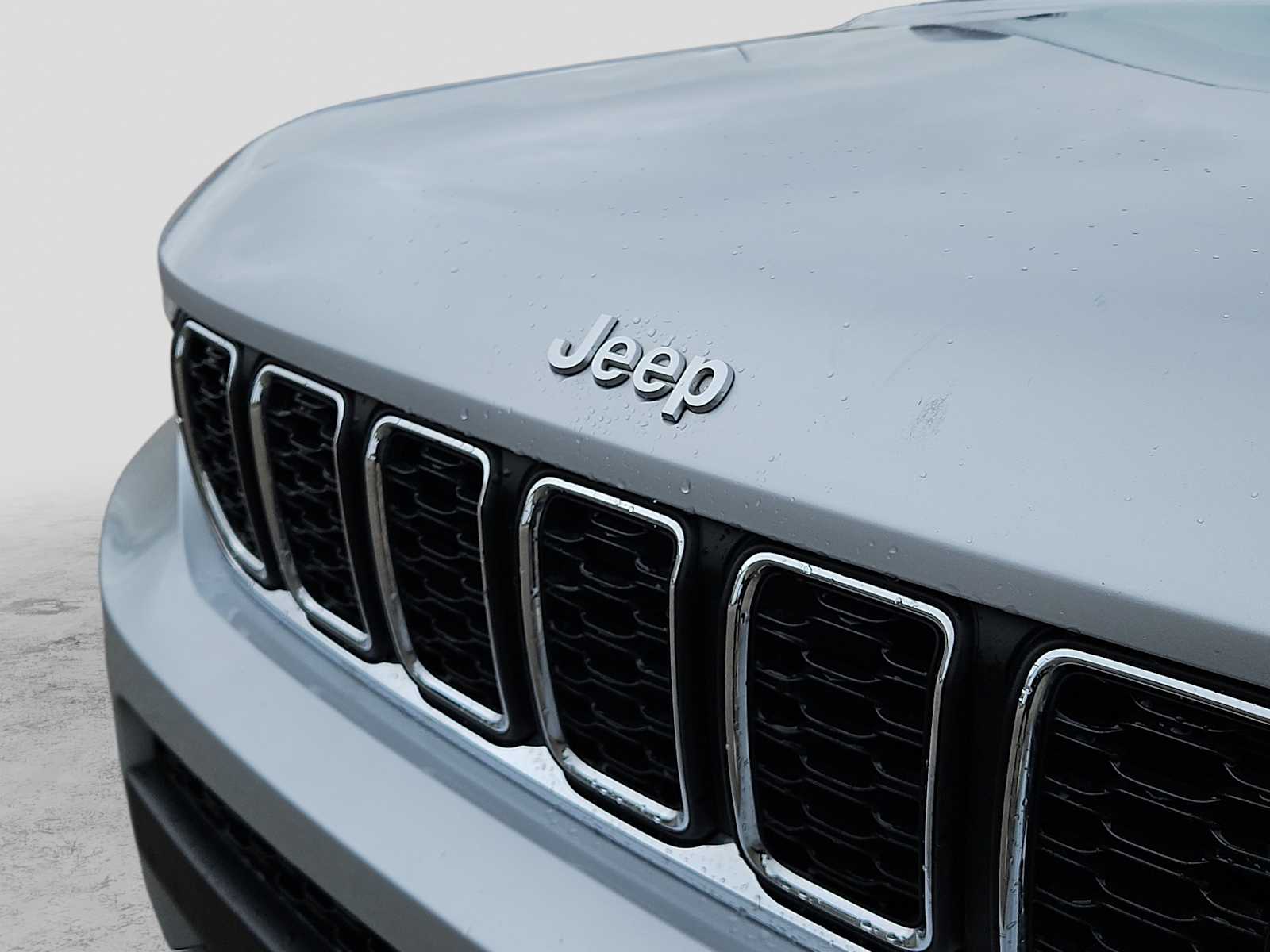 Thumbnail: 2025 Jeep Grand Cherokee L - 13