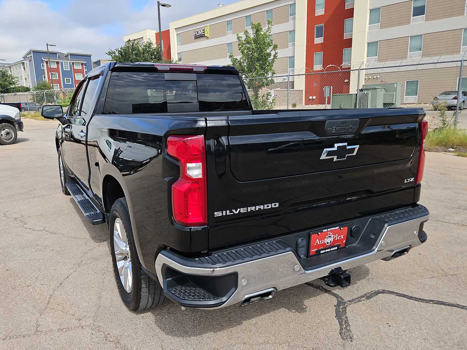 Thumbnail: 2021 Chevrolet Silverado 1500 - 12