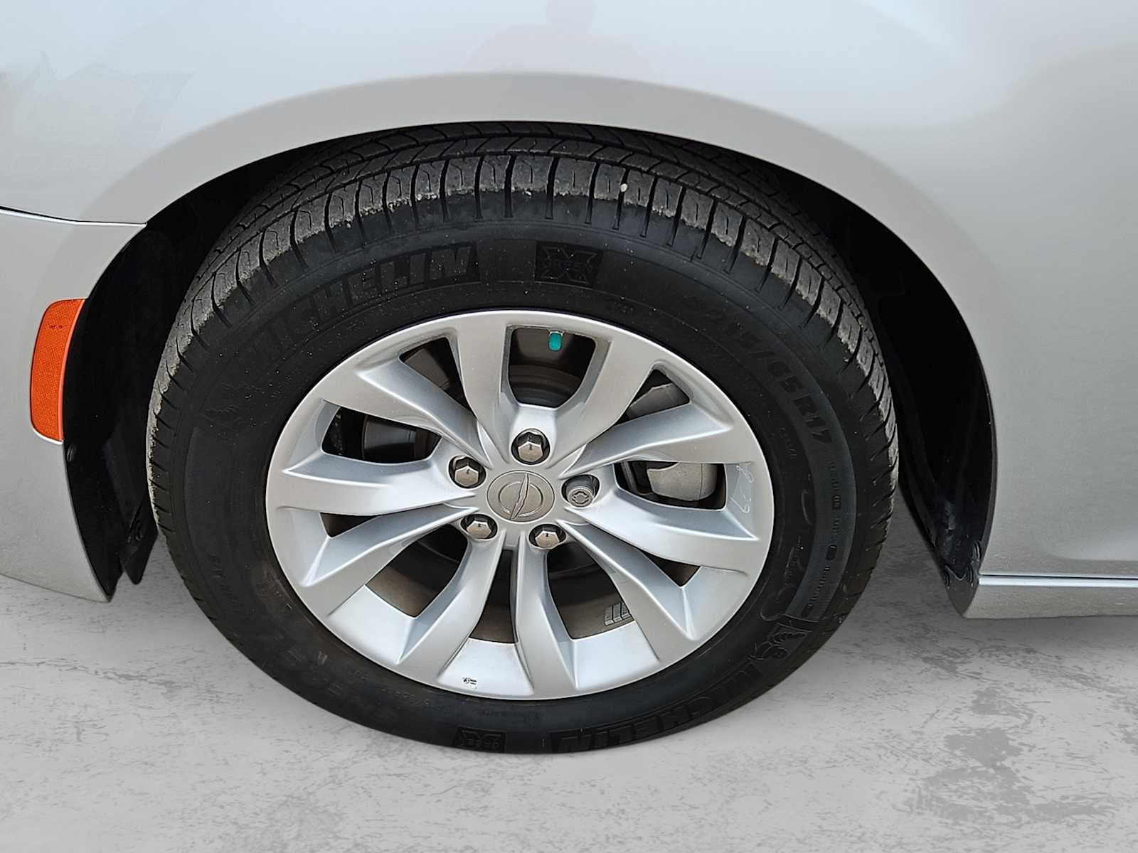 Thumbnail: 2023 Chrysler 300 - 12