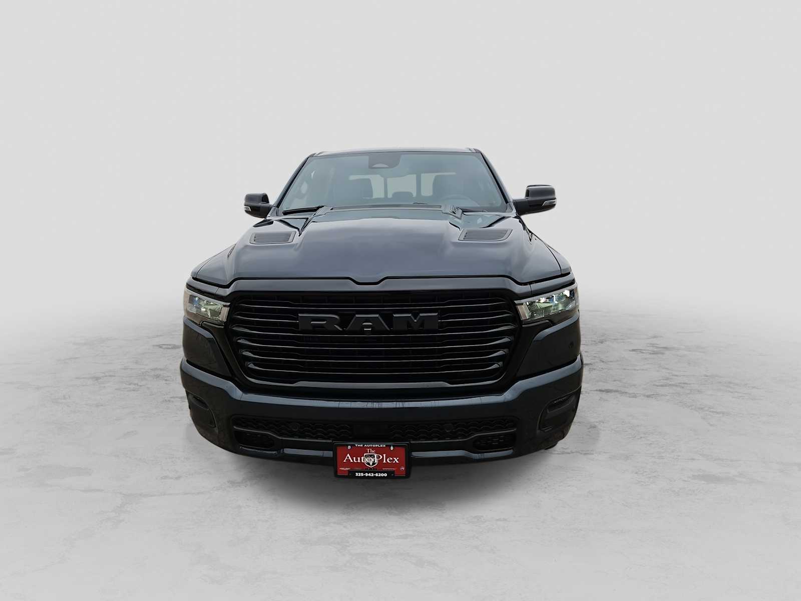 Thumbnail: 2026 RAM 1500 - 3