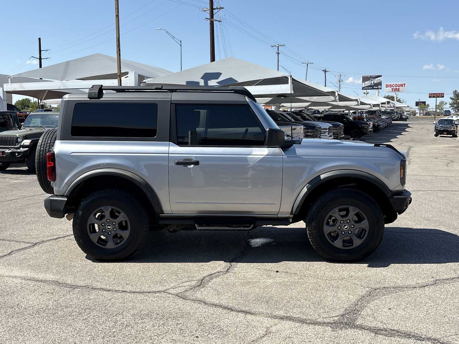 Thumbnail: 2022 Ford Bronco - 9