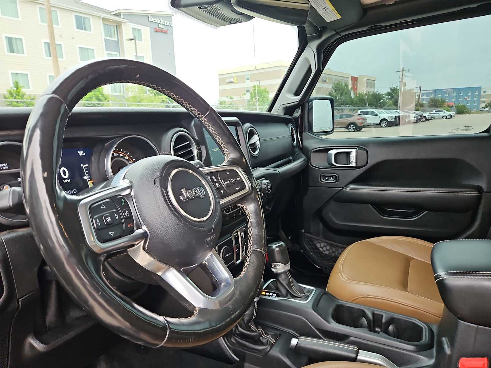 Thumbnail: 2020 Jeep Gladiator - 10