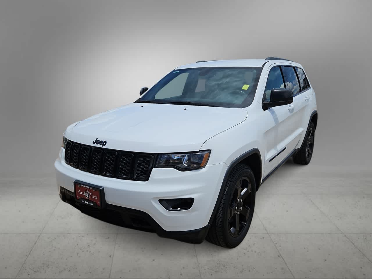 Thumbnail: 2020 Jeep Grand Cherokee - 1