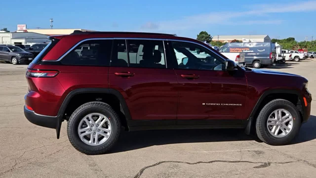 Thumbnail: 2025 Jeep Grand Cherokee - 8