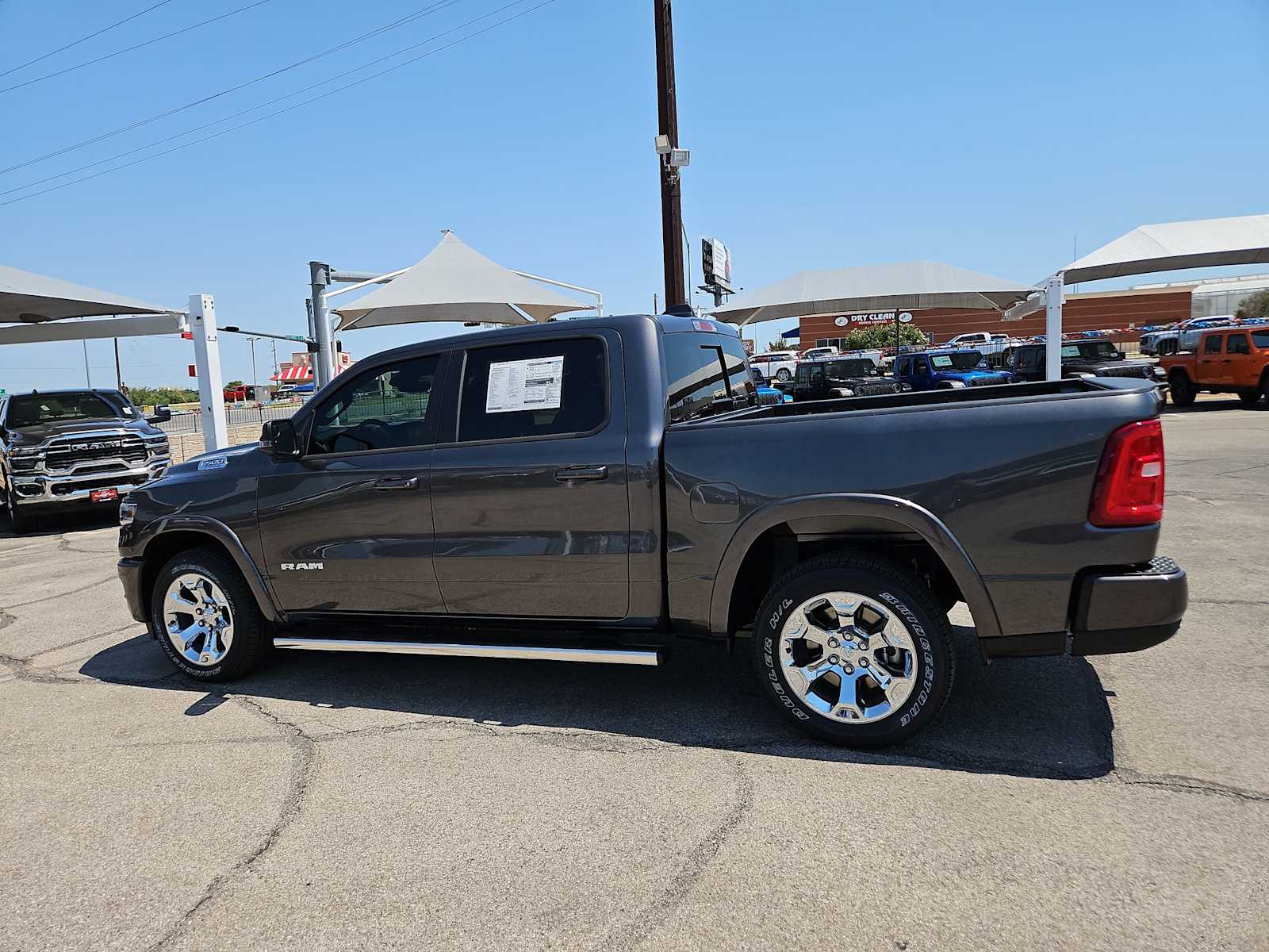 Thumbnail: 2025 RAM 1500 - 11