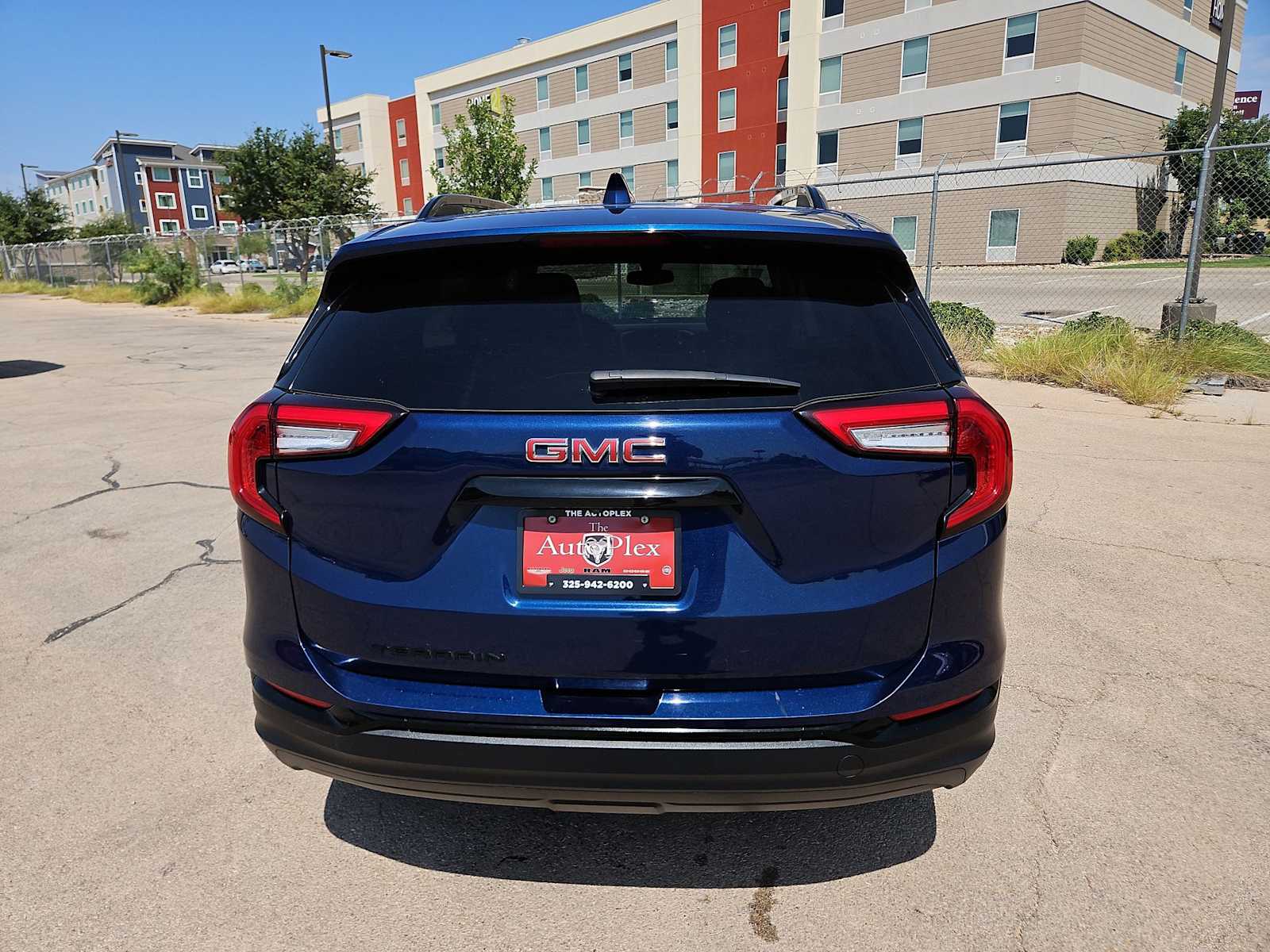 Thumbnail: 2023 GMC Terrain - 13