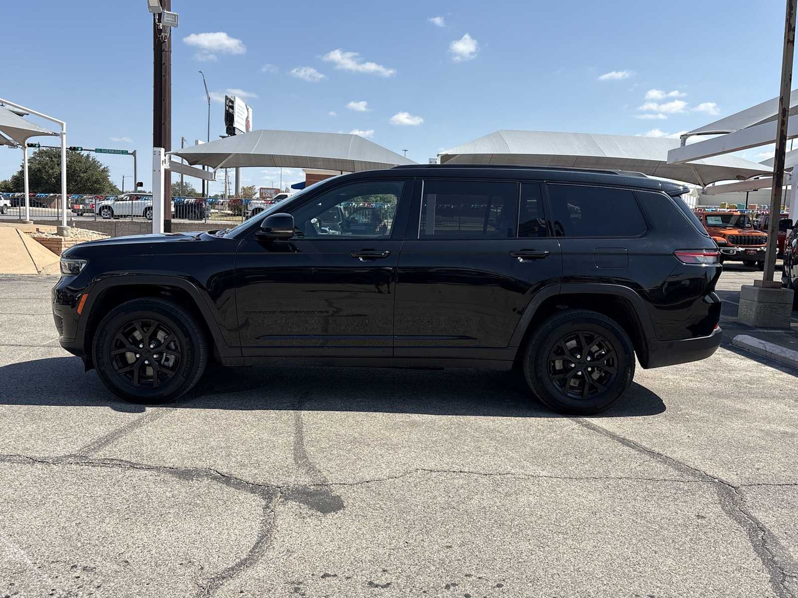 Thumbnail: 2024 Jeep Grand Cherokee L - 5
