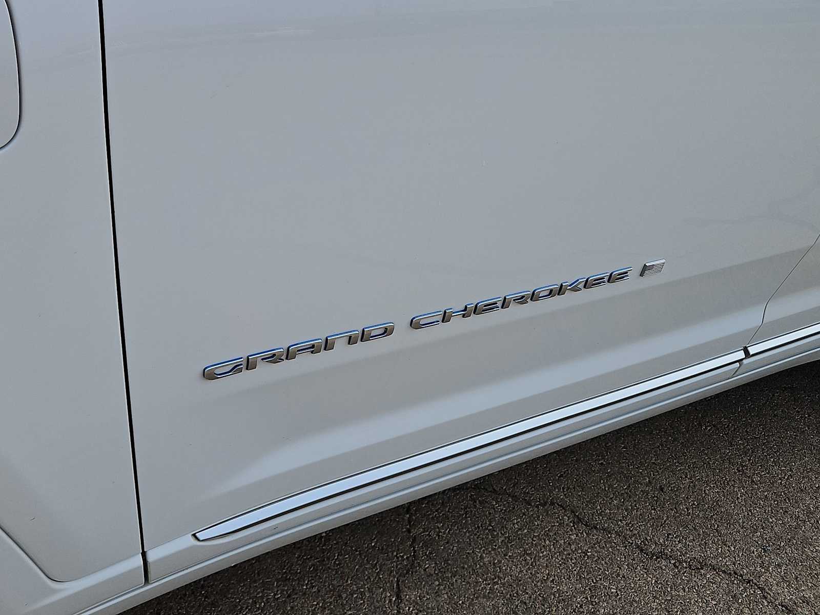 2022 Jeep Grand Cherokee Summit 4xe 15