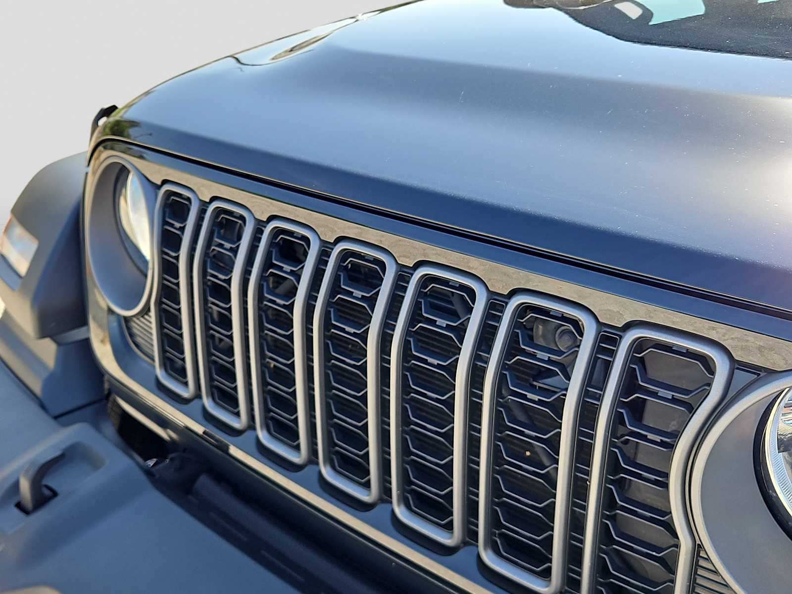 Thumbnail: 2025 Jeep Wrangler - 13