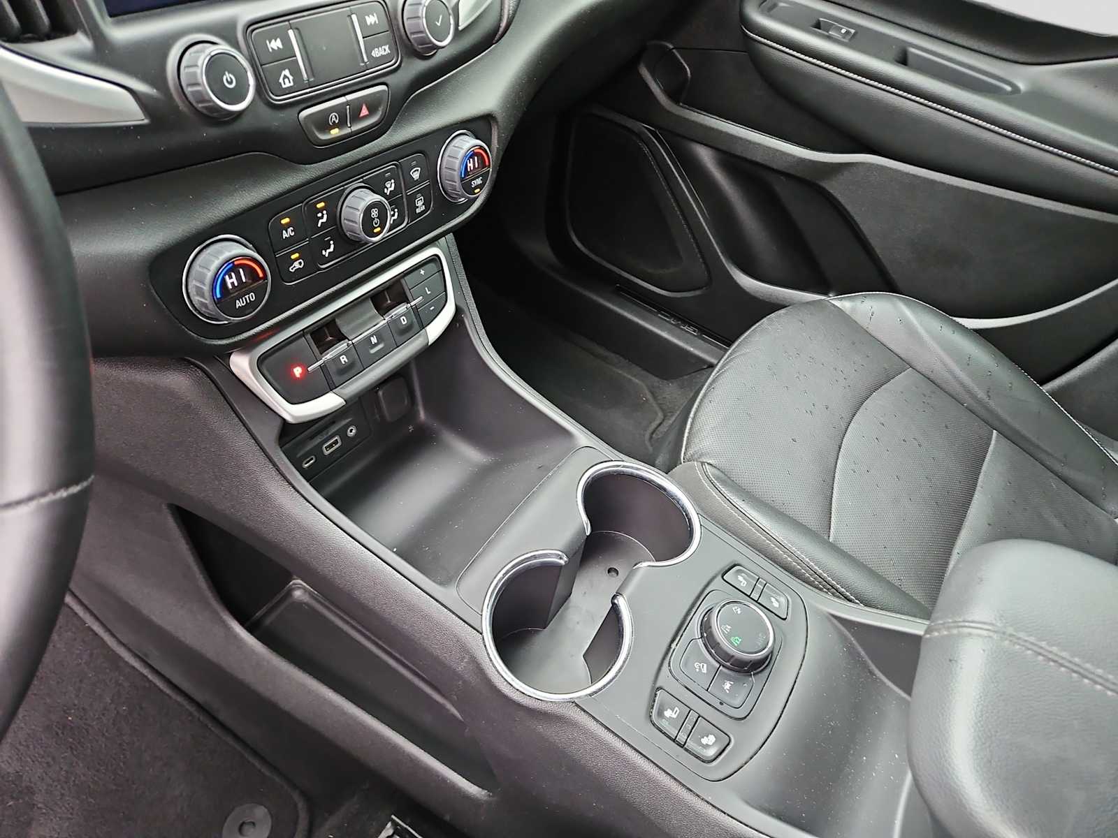 Thumbnail: 2024 GMC Terrain - 20