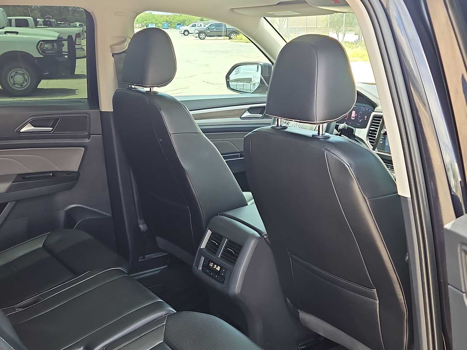Thumbnail: 2021 Volkswagen Atlas - 20