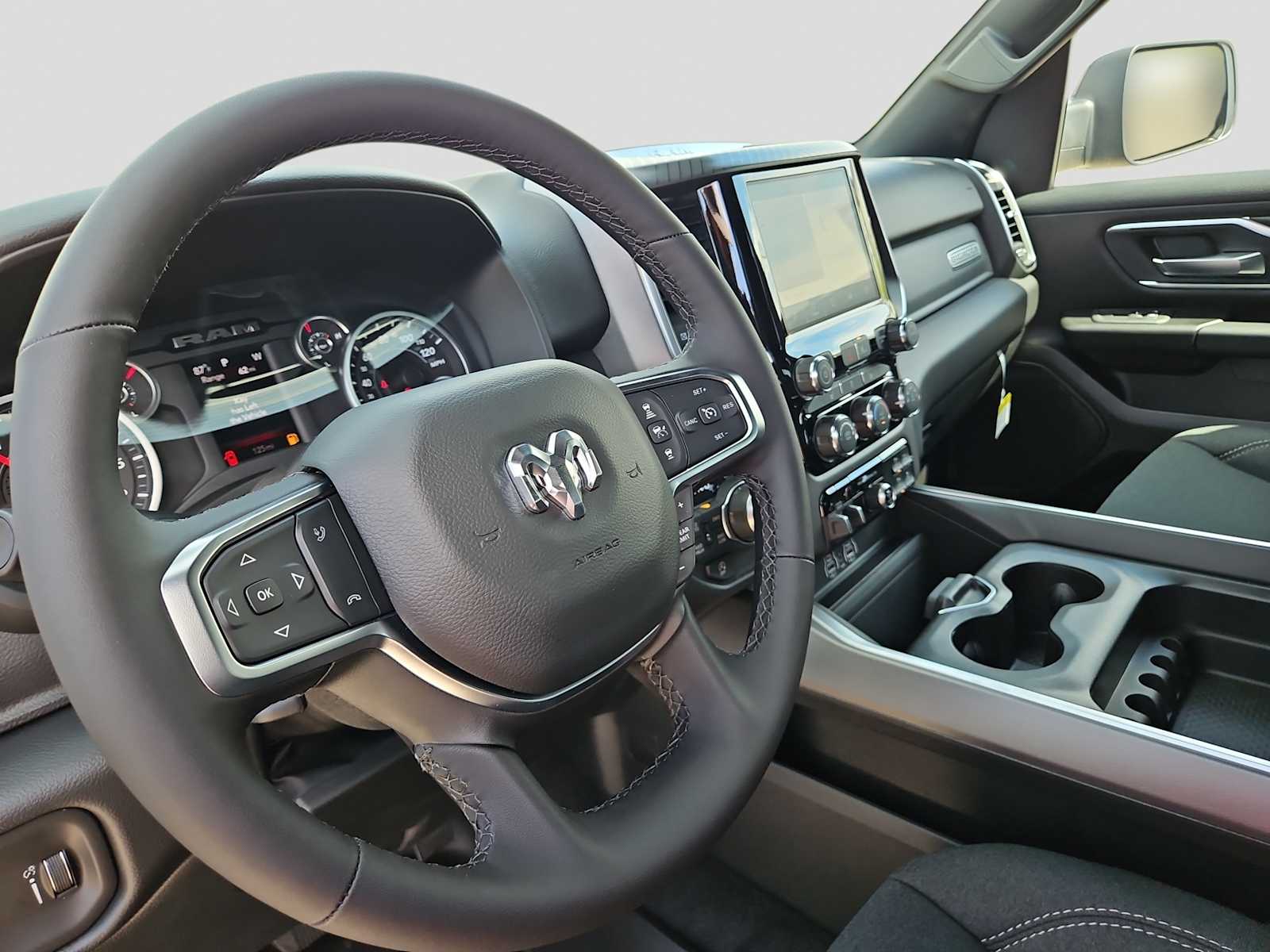 Thumbnail: 2026 RAM 1500 - 10