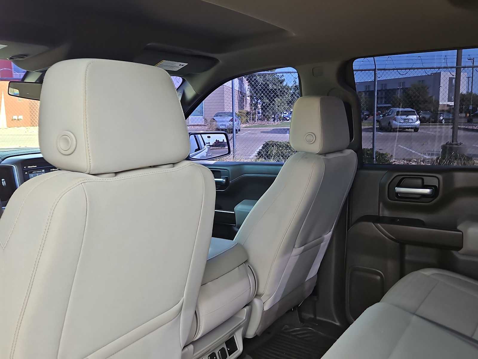 Thumbnail: 2019 Chevrolet Silverado 1500 - 18