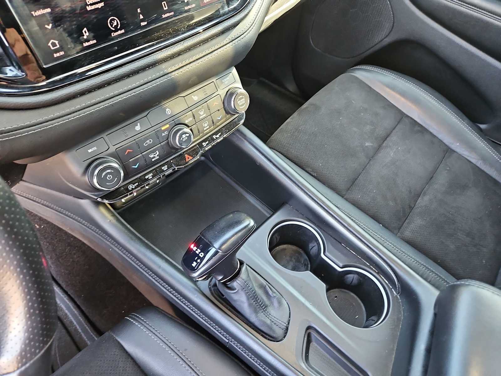 Thumbnail: 2021 Dodge Durango - 24