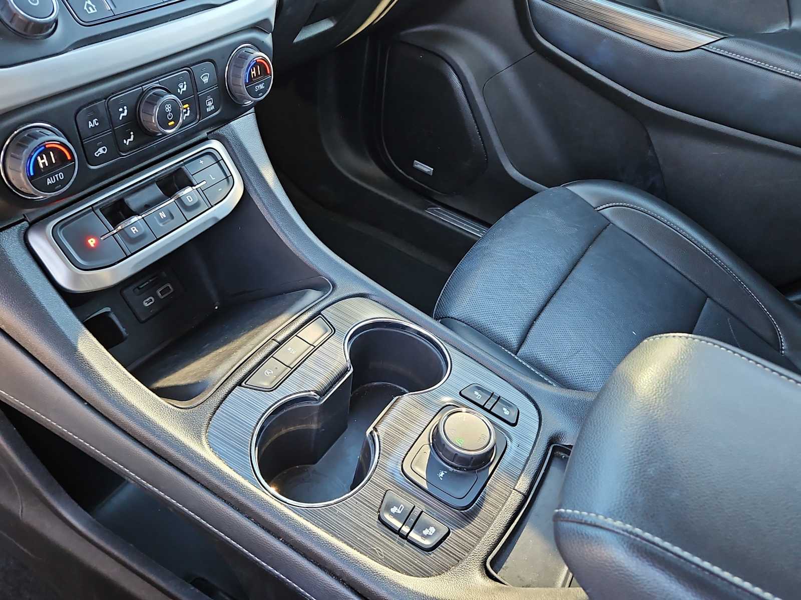 Thumbnail: 2023 GMC Acadia - 20